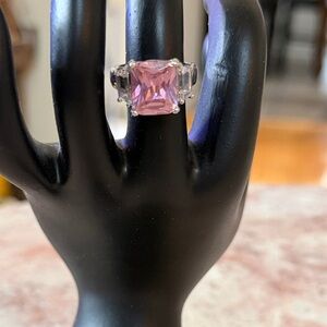 EUC~Woman’s Size 6.5 Vintage Pink & Crystal Cubic Zirconia Sterling Silver Ring